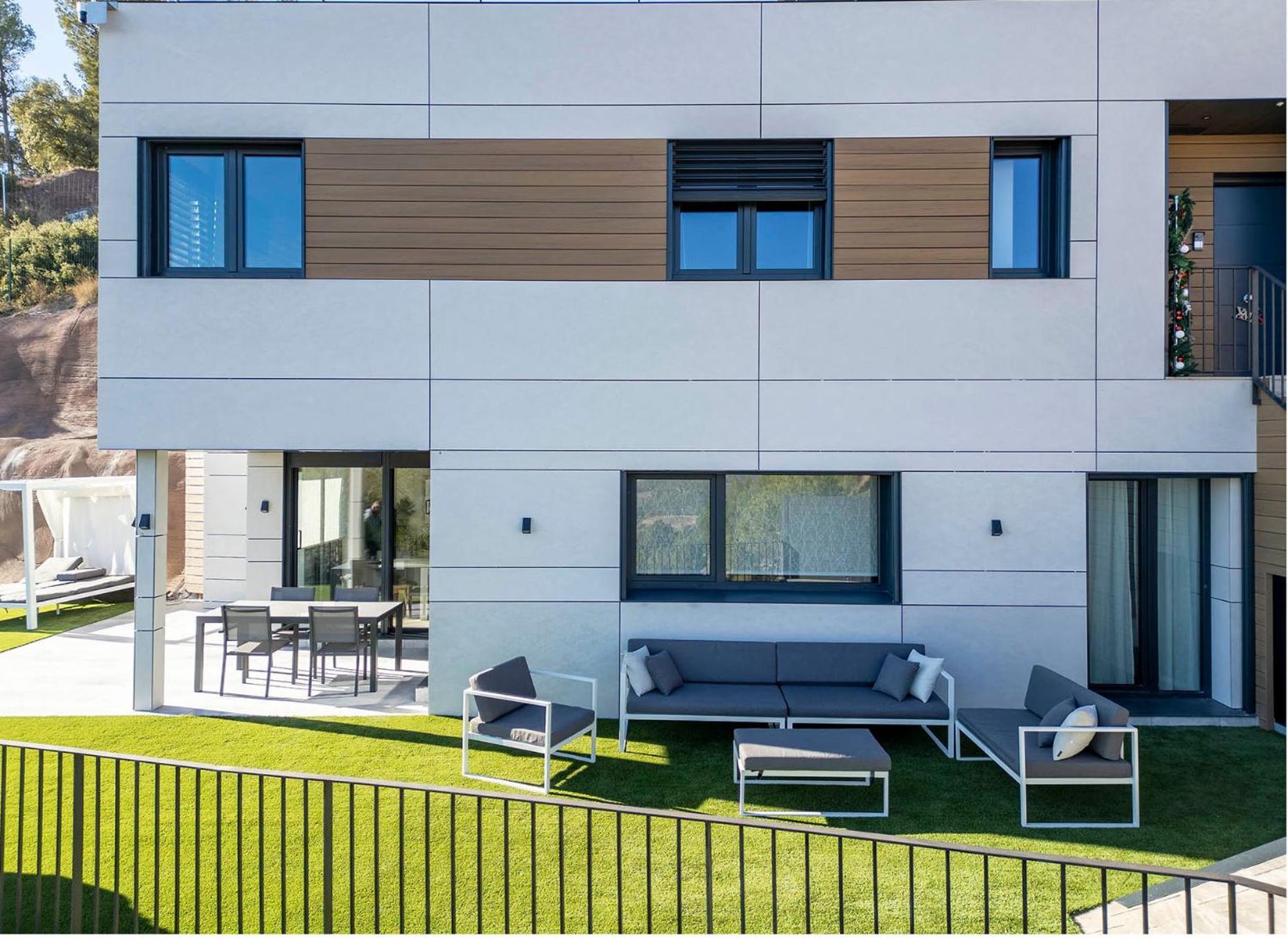 Eagle'S Nest Apartamento Castellnou de Bages Exterior foto
